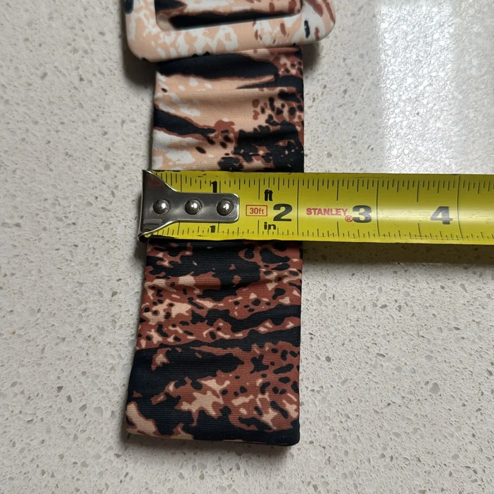 Brown leopard print elastic stretch waist belt size small/medium